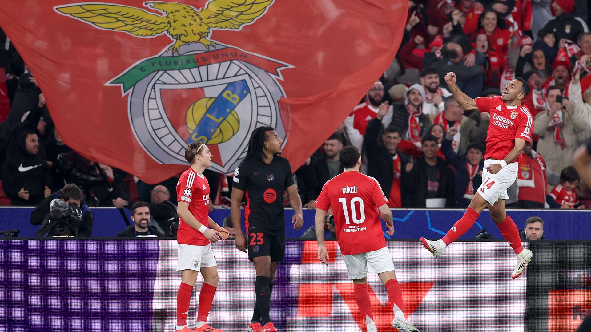 的比分為次 的比分為次